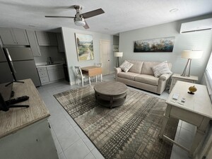 Tarpon Suite (formerly Cottage) Photo 4