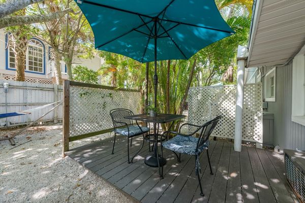 Island Sunset Photo 1