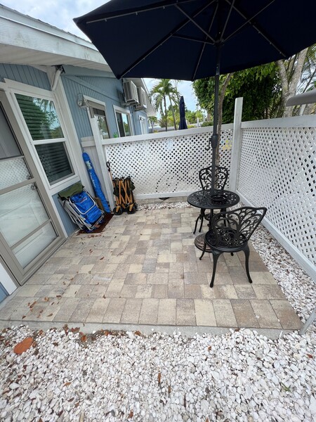 The Birdhouse Photo 4